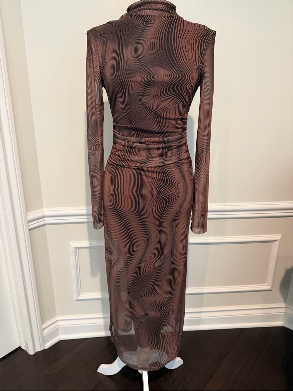 Zara Long Sleeve Wave-Print Mesh Dress in Brown